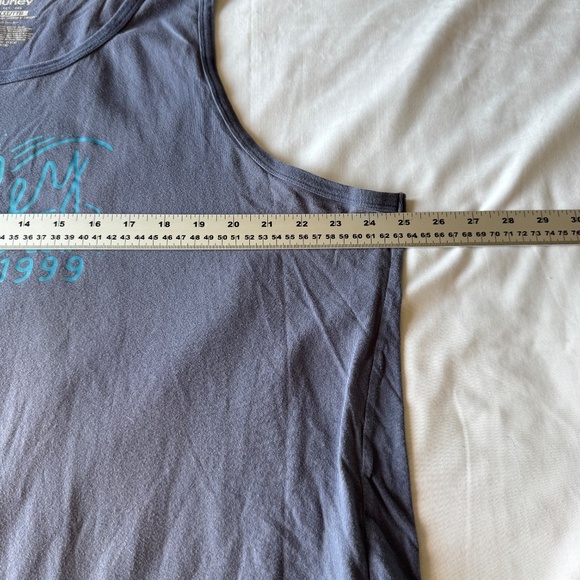 Hurley (LOT OF 2) Mens Muscle Tank Tops XXL Workout Gym Athletic Weightlifting - Picture 8 of 13